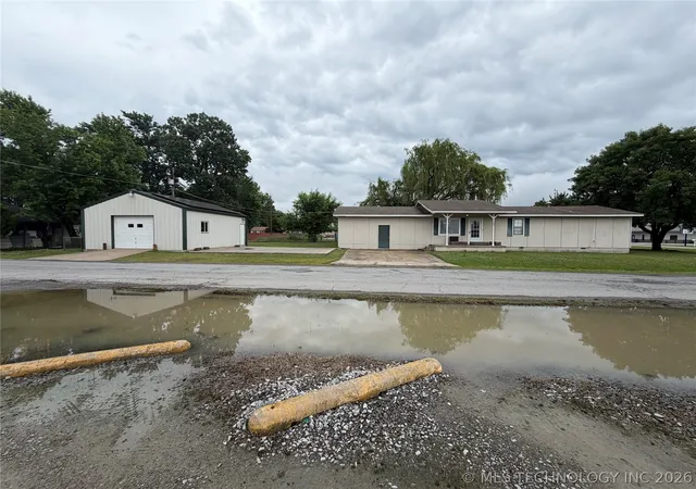 Photo 1 of Single family home for sale at 102 N 2nd Street, Chouteau, OK 74337 | MLS# 2619080 | Listing updated on 2026-09-14