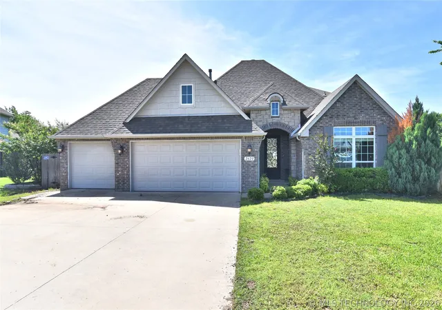 Photo 1 of Single family home for sale at 2620 W 116th Place S, Jenks, OK 74037 | MLS# 2619029 | Listing updated on 2026-09-14