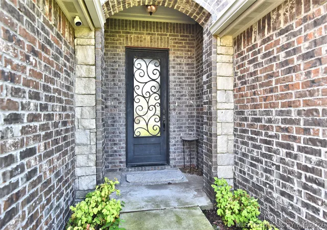 Photo 3 of Single family home for sale at 2620 W 116th Place S, Jenks, OK 74037 | MLS# 2619029 | Listing updated on 2026-09-14