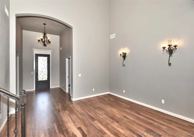 Photo 4 of Single family home for sale at 2620 W 116th Place S, Jenks, OK 74037 | MLS# 2619029 | Listing updated on 2026-09-14