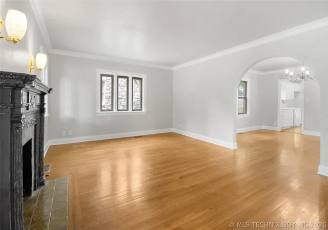 Photo 3 of Sale Pending at 1535 S Delaware Pl, Tulsa, OK 74104 | MLS# 2618995 | Listing updated on 2026-09-28