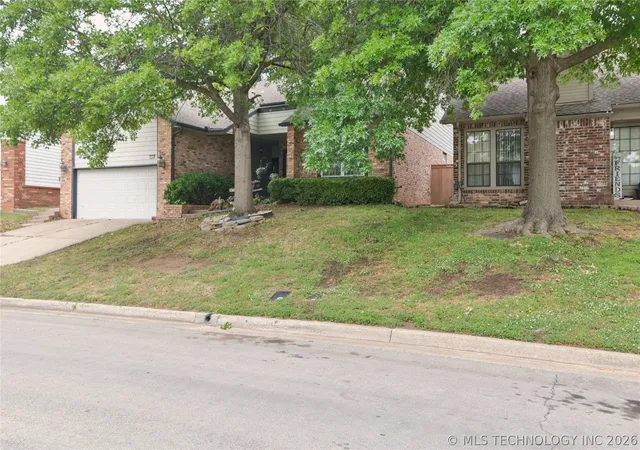 Photo 2 of Sale Pending at 7731 S Canton Ave, Tulsa, OK 74136 | MLS# 2619092 | Listing updated on 2026-09-14