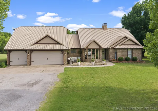 Photo 1 of Single family home for sale at 411 Blue Bell Rd, Springer, OK 73458 | MLS# 2619141 | Listing updated on 2026-10-02