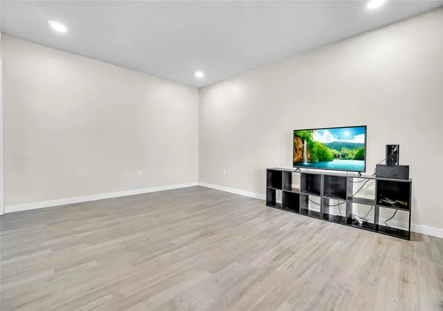 Photo 3 of Single family home for sale at 1445 Nw Great Plains Blvd, Lawton, OK 73505 | MLS# 2619145 | Listing updated on 2026-10-02