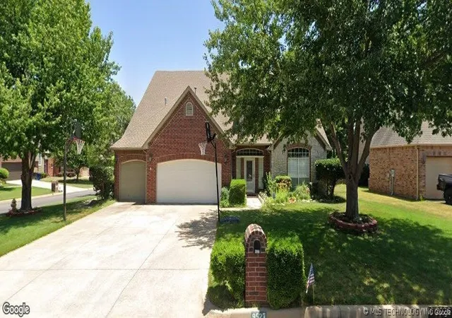 Photo 1 of Sale Pending at 9527 S 85th Eastavenue, Tulsa, OK 74133 | MLS# 2619207 | Listing updated on 2026-09-04