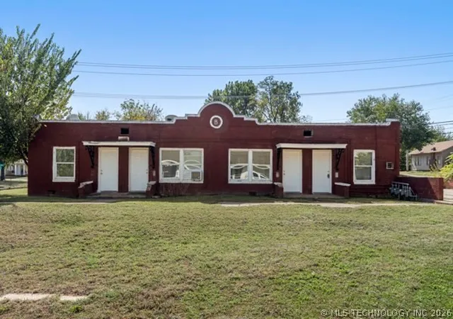 Photo 1 of Multi family home for sale at 820 South 6th, Ponca City, OK 74601 | MLS# 2619211 | Listing updated on 2026-09-08