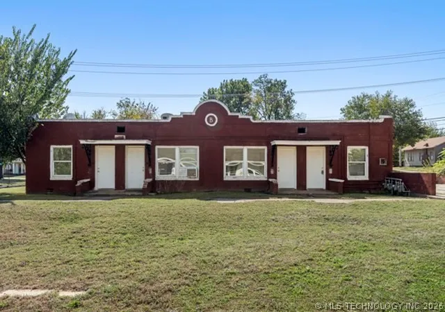 Photo 2 of Sale Pending at 820 South 6th, Ponca City, OK 74601 | MLS# 2619211 | Listing updated on 2026-09-14
