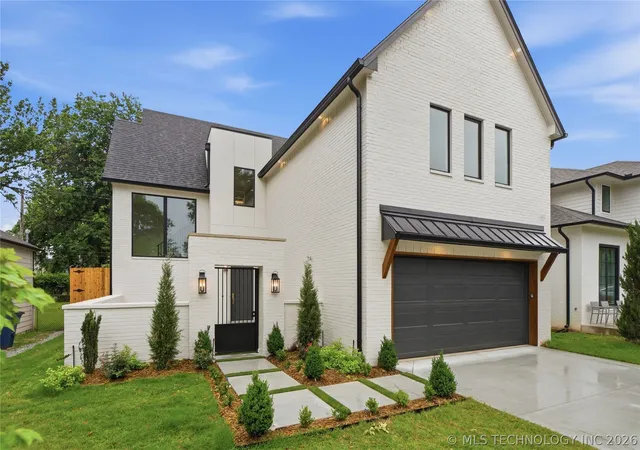 Photo 2 of Single family home for sale at 1424 E 37th Street, Tulsa, OK 74105 | MLS# 2618956 | Listing updated on 2026-09-28