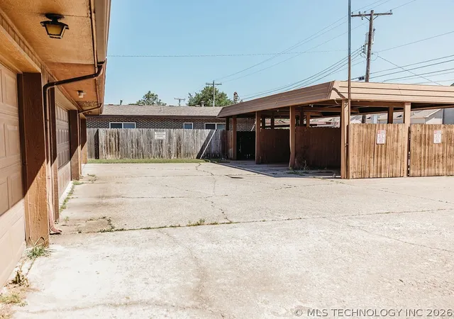 Photo 22 of Townhouse for sale at 426 S Shawnee Ave, Bartlesville, OK 74003 | MLS# 2619229 | Listing updated on 2026-08-29