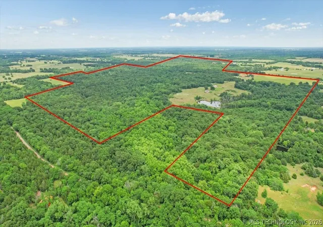 Photo 3 of Sale Pending at 748 Bloomfield Rd, Hendrix, OK 74741 | MLS# 2618940 | Listing updated on 2026-10-01