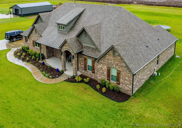 Photo 3 of Single family home for sale at 6706 E 136th Street, Collinsville, OK 74021 | MLS# 2619363 | Listing updated on 2026-09-13