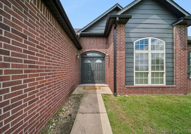 Photo 3 of Single family home for sale at 19687 E 595 Road, Inola, OK 74036 | MLS# 2619316 | Listing updated on 2026-09-09