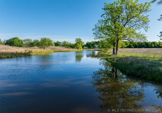 Photo 4 of Sale Pending at 5 N 300 Road, Okmulgee, OK 74447 | MLS# 2619452 | Listing updated on 2026-09-14