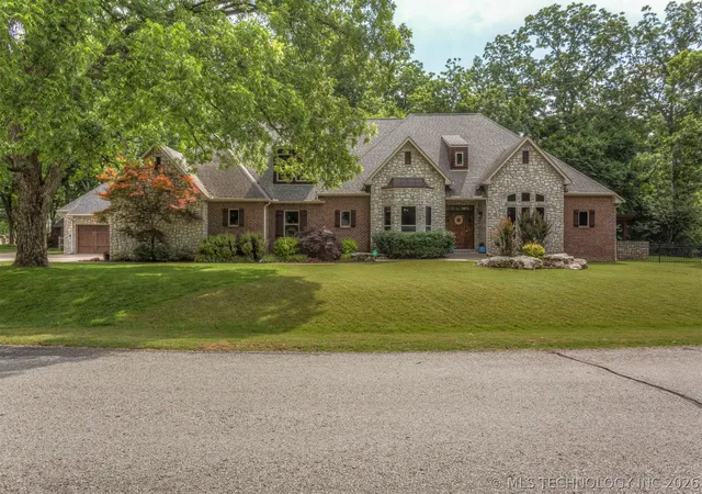 Photo 1 of Single family home for sale at 13711 S 18th Street, Bixby, OK 74008 | MLS# 2619891 | Listing updated on 2026-08-31