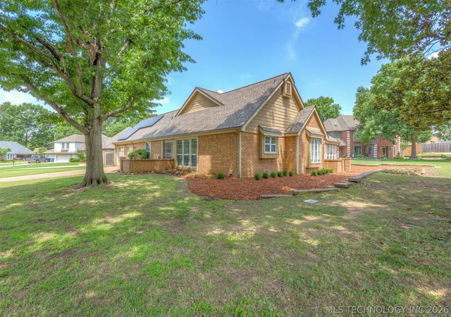 Photo 3 of Single family home for sale at 8620 S Evanston Ave, Tulsa, OK 74137 | MLS# 2619977 | Listing updated on 2026-09-08