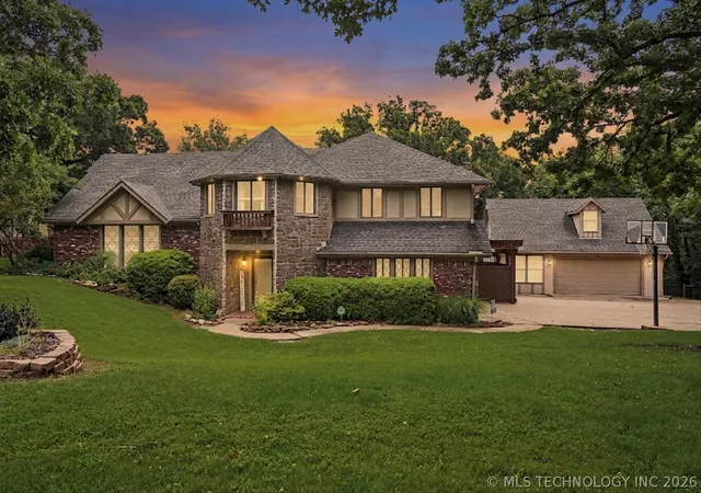Photo 1 of Single family home for sale at 12525 S Skyline Dr, Jenks, OK 74037 | MLS# 2619685 | Listing updated on 2026-09-08