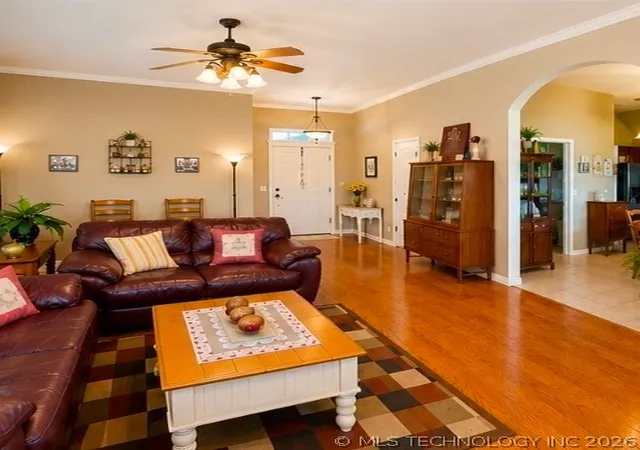Photo 3 of Sale Pending at 14608 S Kendalwood Blvd, Glenpool, OK 74033 | MLS# 2620292 | Listing updated on 2026-09-03