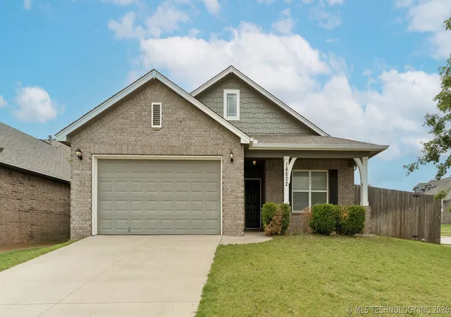 Photo 1 of Single family home for sale at 14602 E 114th Street N, Owasso, OK 74055 | MLS# 2619987 | Listing updated on 2026-08-31