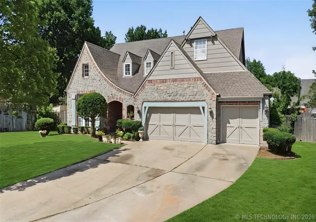 Photo 2 of Single family home for sale at 1903 S Nyssa Pl, Broken Arrow, OK 74012 | MLS# 2620439 | Listing updated on 2026-09-07