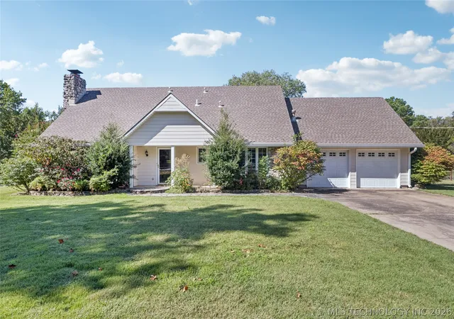 Photo 1 of Sale Pending at 6712 S 136th Avenue E, Broken Arrow, OK 74012 | MLS# 2619754 | Listing updated on 2026-09-22