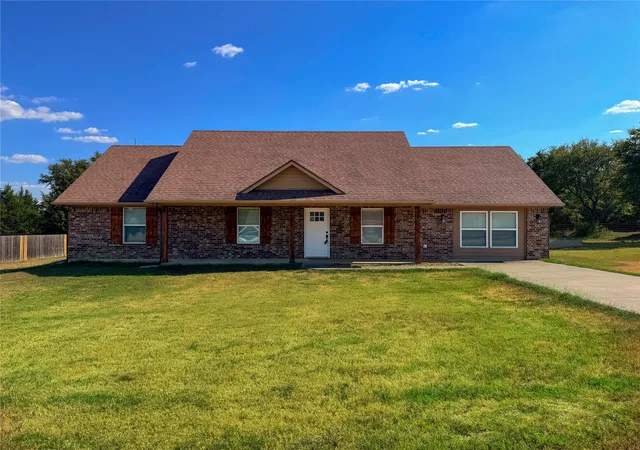 Photo 2 of Single family home for sale at 58 Founders Ln, Durant, OK 74701 | MLS# 2620021 | Listing updated on 2026-09-05