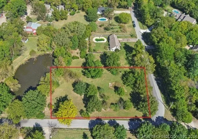 Photo 1 of Land for sale at S 136th Eastavenue, Broken Arrow, OK 74012 | MLS# 2619763 | Listing updated on 2026-09-04
