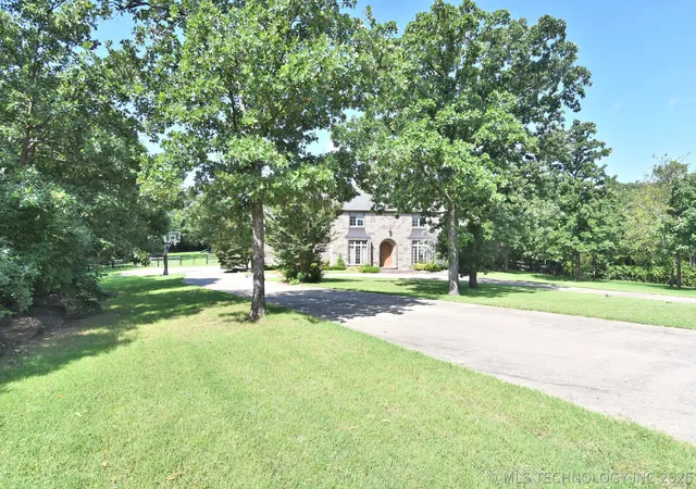 Photo 4 of Single family home for sale at 4224 S 69th Westavenue NE, Tulsa, OK 74107 | MLS# 2620494 | Listing updated on 2026-09-14
