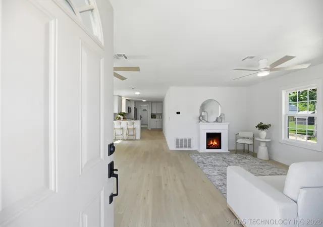Photo 3 of Single family home for sale at 2910 W 48th Street, Tulsa, OK 74107 | MLS# 2619821 | Listing updated on 2026-09-03