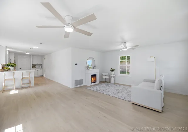 Photo 4 of Single family home for sale at 2910 W 48th Street, Tulsa, OK 74107 | MLS# 2619821 | Listing updated on 2026-09-03