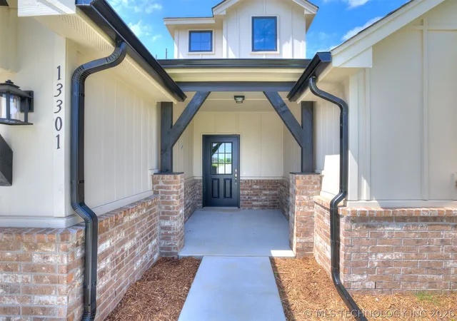 Photo 3 of Sale Pending at 13301 E 125th Street, Collinsville, OK 74021 | MLS# 2620580 | Listing updated on 2026-09-10
