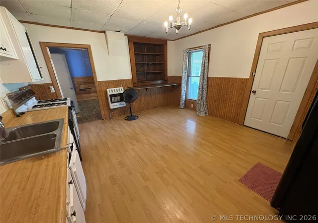 Photo 4 of Sale Pending at 230 E Nelms St, Oologah, OK 74053 | MLS# 2620705 | Listing updated on 2026-09-02
