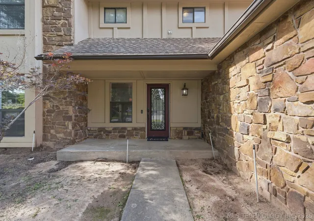 Photo 3 of Single family home for sale at 6903 E 99th Street, Tulsa, OK 74133 | MLS# 2620605 | Listing updated on 2026-09-14