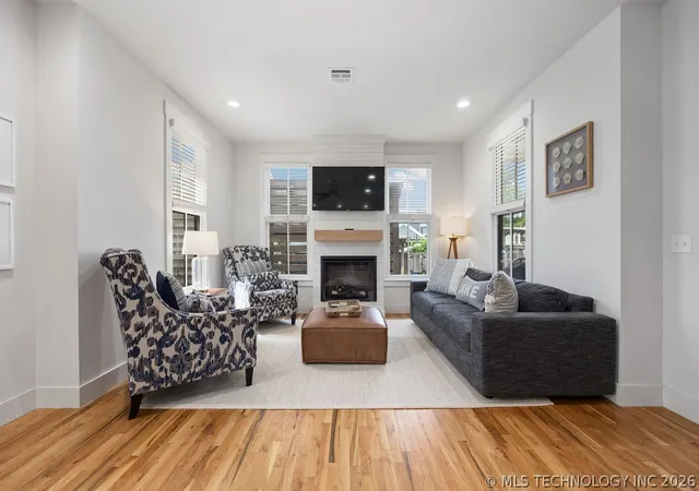 Photo 3 of Single family home for sale at 43 Center Ln S, Carlton Landing, OK 74432 | MLS# 2620461 | Listing updated on 2026-08-30