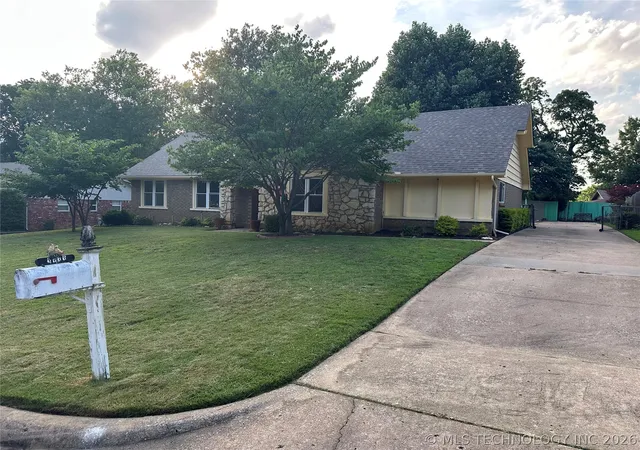 Photo 2 of Sale Pending at 3133 E 79th Street S, Tulsa, OK 74136 | MLS# 2619067 | Listing updated on 2026-09-04