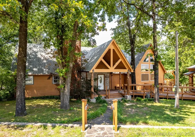Photo 3 of Single family home for sale at 207 Gary Dr, Vinita, OK 74301 | MLS# 2620756 | Listing updated on 2026-08-31