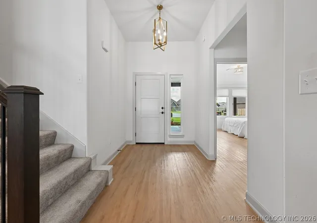 Photo 3 of Single family home for sale at 1617 N 72nd Street, Broken Arrow, OK 74014 | MLS# 2620268 | Listing updated on 2026-09-28