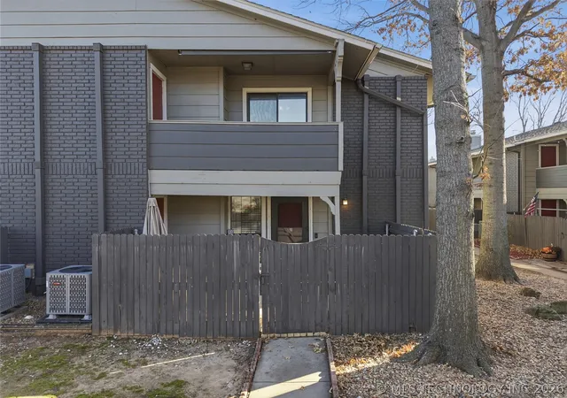 Condo for sale at 2850 E 90th Street #1208, Tulsa, OK 74137 | MLS# 2620821