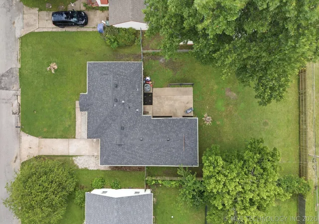 Photo 5 of Single family home for sale at 213 E 12th Place, Claremore, OK 74017 | MLS# 2617652 | Listing updated on 2026-08-31