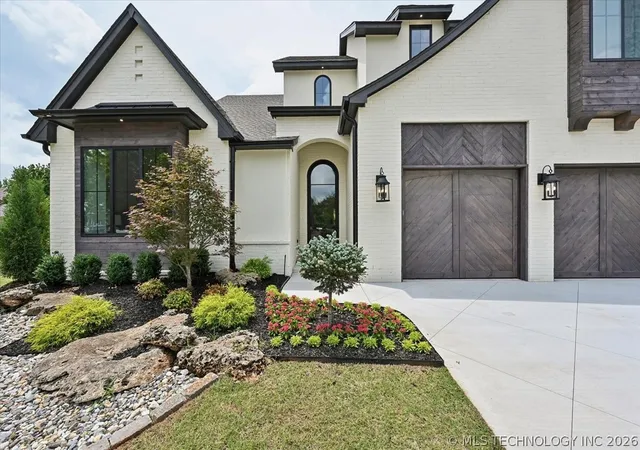 Photo 2 of Single family home for sale at 1226 E 30th Street, Tulsa, OK 74114 | MLS# 2618669 | Listing updated on 2026-10-05