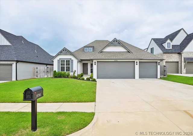 Photo 2 of Sale Pending at 13702 S 21st Street, Bixby, OK 74008 | MLS# 2620950 | Listing updated on 2026-10-05