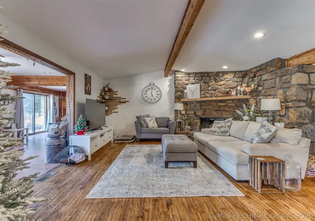 Photo 4 of Single family home for sale at 26 Lakeview Dr, Sand Springs, OK 74063 | MLS# 2620939 | Listing updated on 2026-09-14