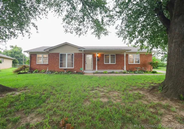 Photo 1 of Single family home for sale at 9527 E 34th Street, Tulsa, OK 74145 | MLS# 2620985 | Listing updated on 2026-08-31