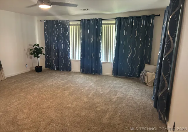 Photo 3 of Single family home for sale at 661 12th Avenue NW, Ardmore, OK 73401 | MLS# 2620933 | Listing updated on 2026-09-07