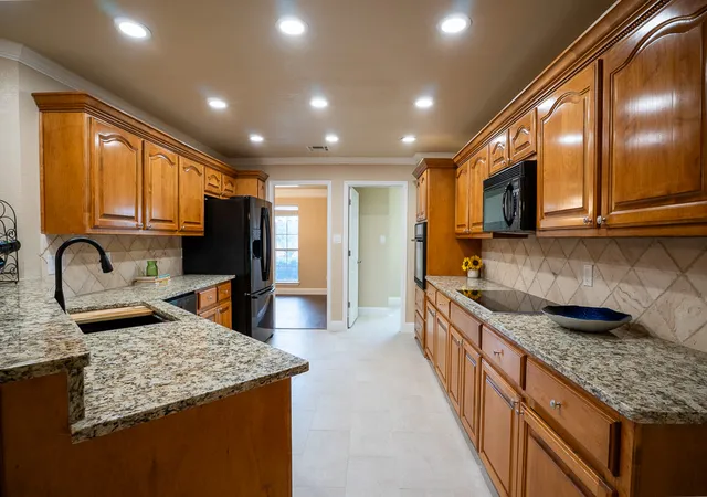 Photo 2 of Single family home for sale at 5353 Stonebriar, Durant, OK 74701 | MLS# 2621273 | Listing updated on 2026-09-08