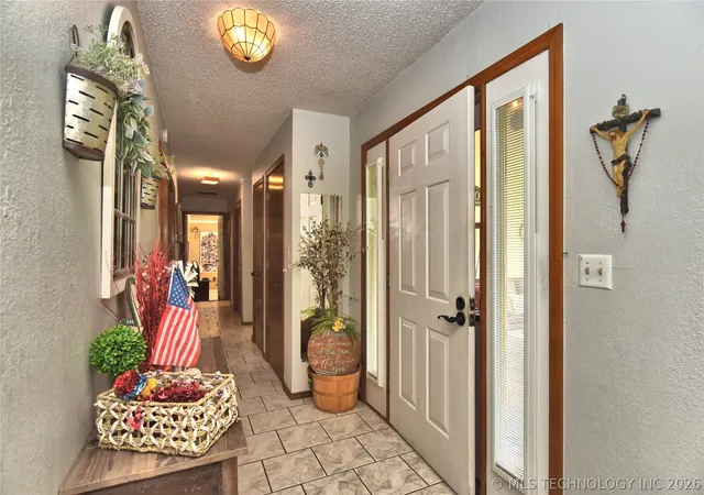 Photo 4 of Single family home for sale at 1101 N Taylor Ave, Wagoner, OK 74467 | MLS# 2621409 | Listing updated on 2026-09-13