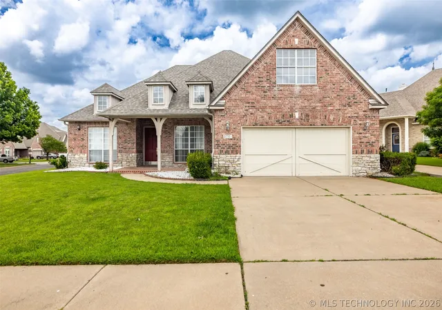 Photo 1 of Single family home for sale at 3701 N Narcissus Ave, Broken Arrow, OK 74012 | MLS# 2621562 | Listing updated on 2026-09-06
