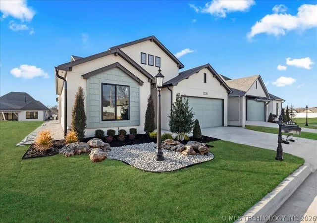 Photo 3 of Single family home for sale at 1228 N 72nd Street, Broken Arrow, OK 74014 | MLS# 2621499 | Listing updated on 2026-10-05