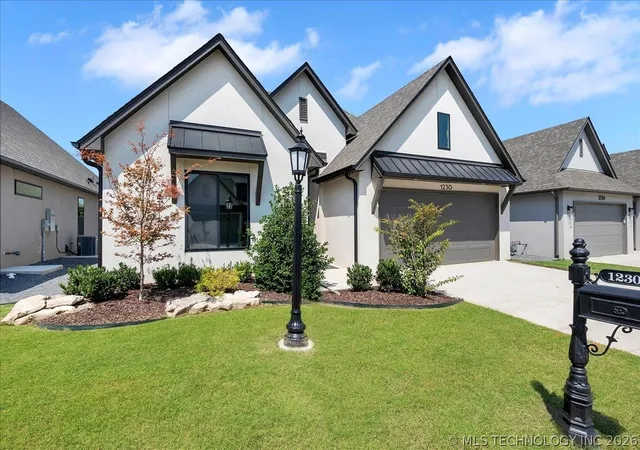 Photo 2 of Single family home for sale at 1230 N 71st Place, Broken Arrow, OK 74014 | MLS# 2621497 | Listing updated on 2026-10-05