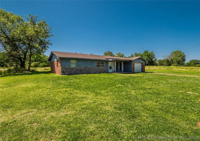 Photo 3 of Sale Pending at 708 S 6th Street, Hartshorne, OK 74547 | MLS# 2621808 | Listing updated on 2026-09-04