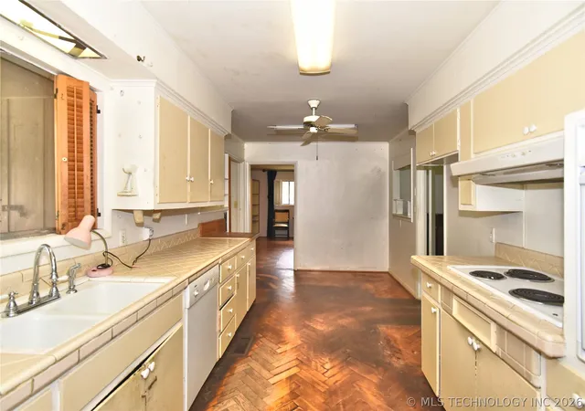 Photo 4 of Sale Pending at 4659 E 55th Place, Tulsa, OK 74135 | MLS# 2621429 | Listing updated on 2026-09-03